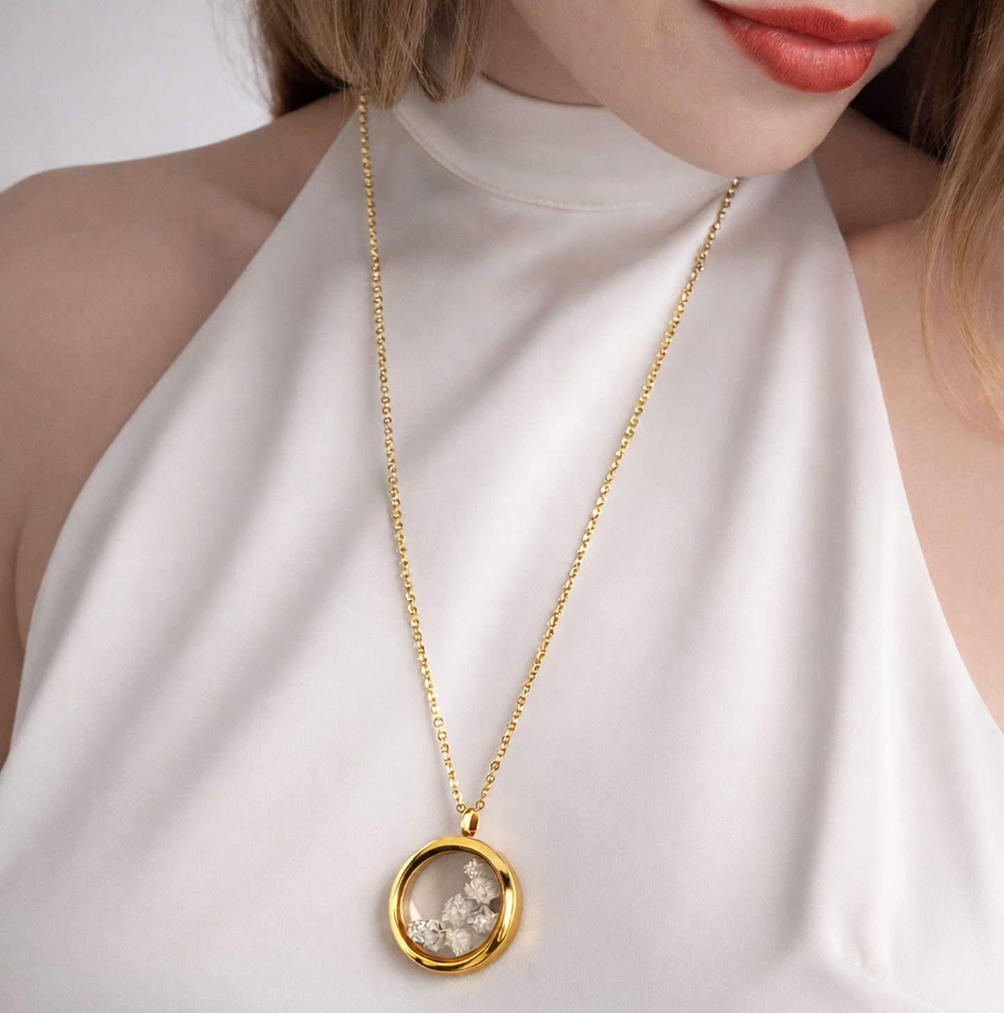 belleANICE® – belle Bloom Medaillon Halskette mit Premium Kristall